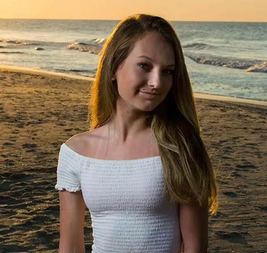 Teen’s mall trip could have been her last but CPR and an AED saved the day